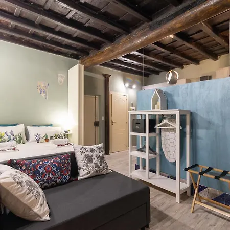 Romeathome Deluxe Suite Campo Dei Fiori Exterior photo