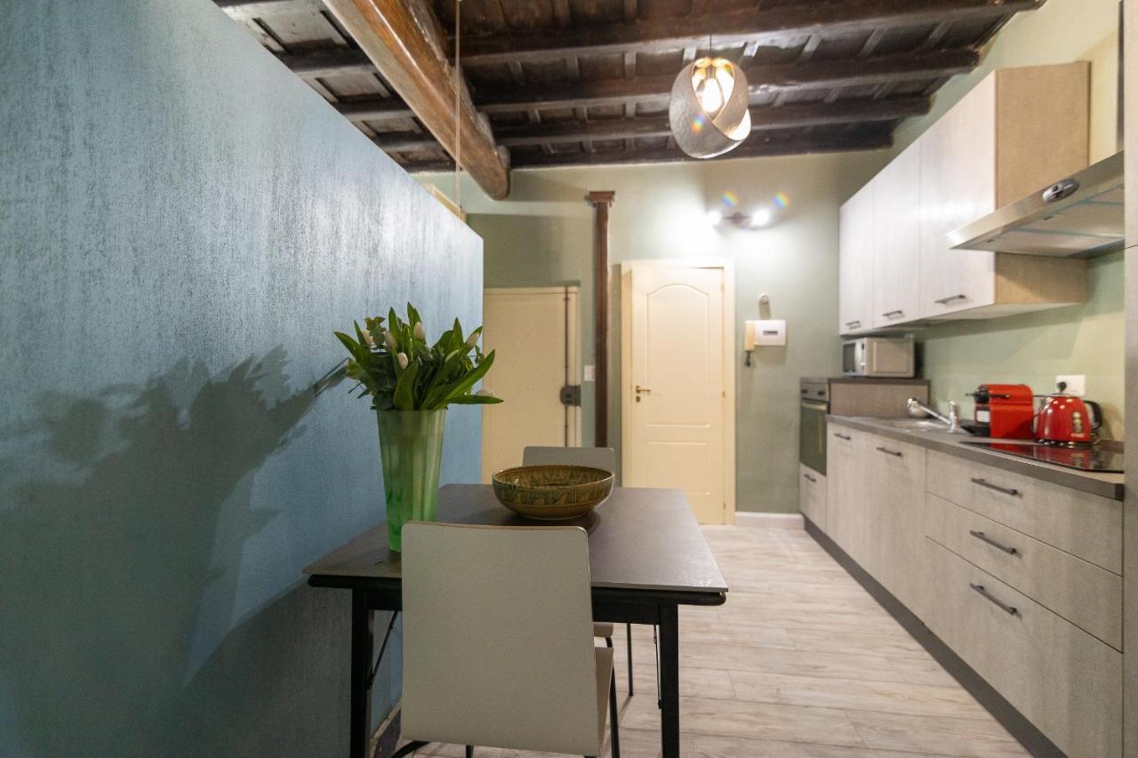 Romeathome Deluxe Campo Dei Fiori Apartment *