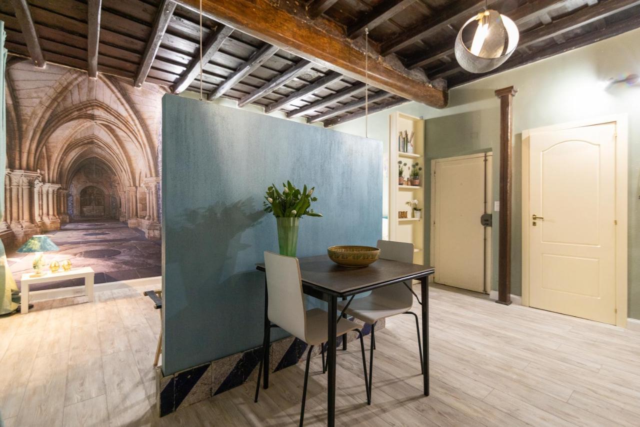 Romeathome Deluxe Campo Dei Fiori Apartment