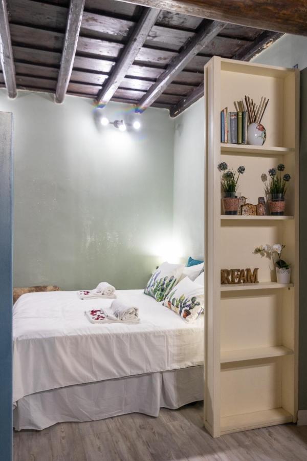 Romeathome Deluxe Campo Dei Fiori Apartment